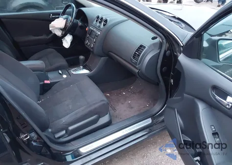 2010 Nissan Altima 2.5 S z USA, uszkodzony, nr VIN 1N4AL2AP0AN461454